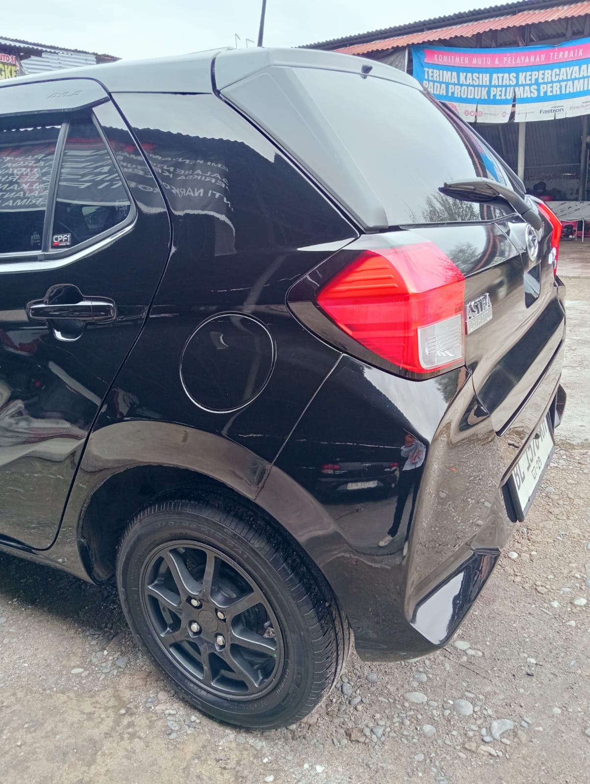 Body belakang setelah las dan ketok